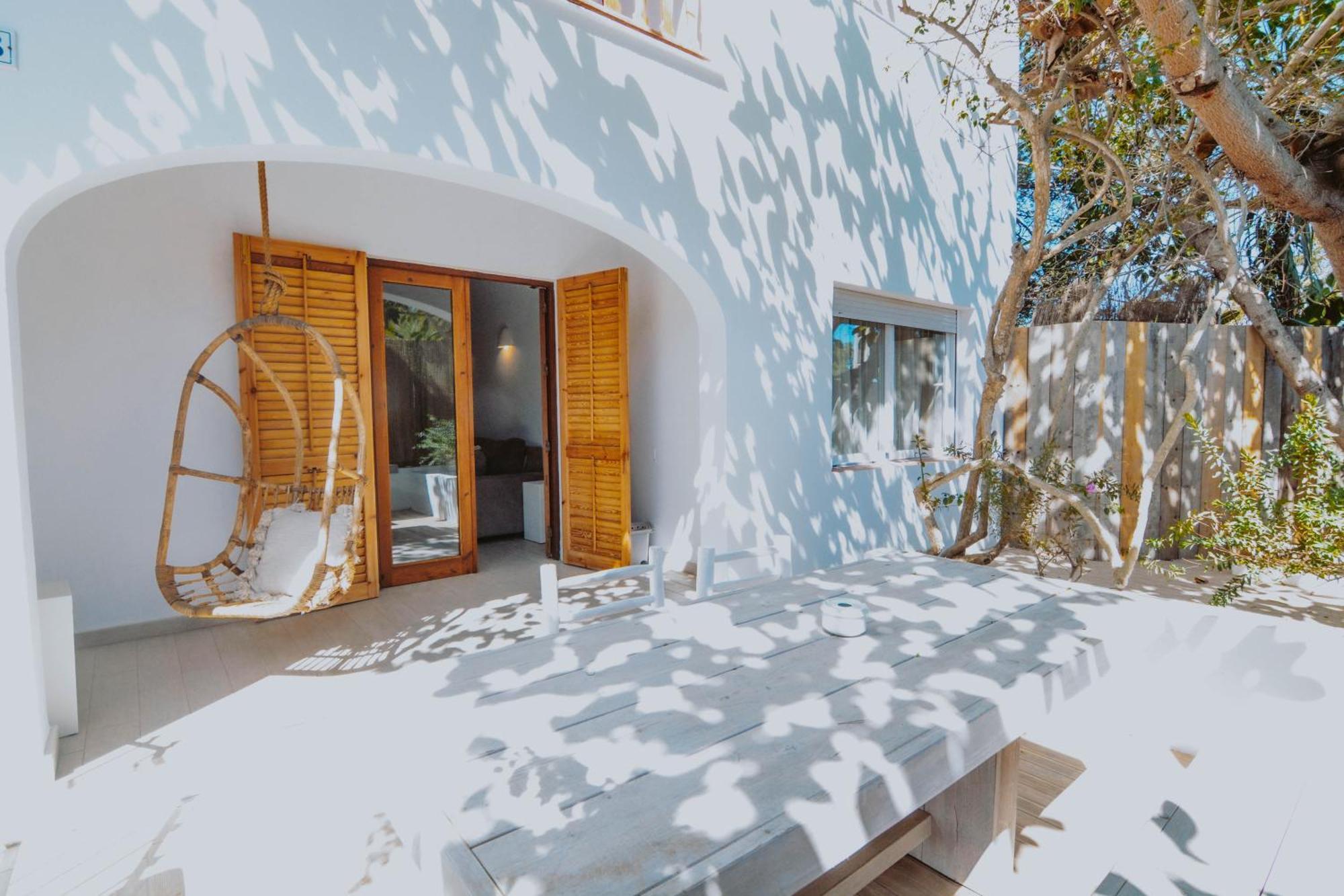 Secret Oasis Ibiza-Only Adults Aparthotel San Antonio  Exterior photo