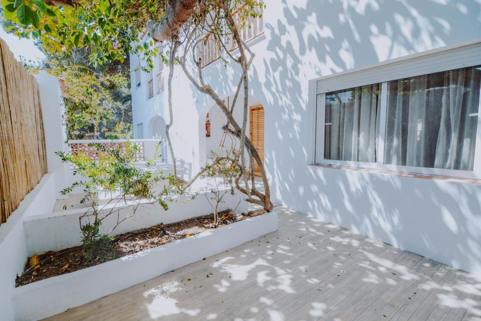 Secret Oasis Ibiza-Only Adults Aparthotel San Antonio  Exterior photo