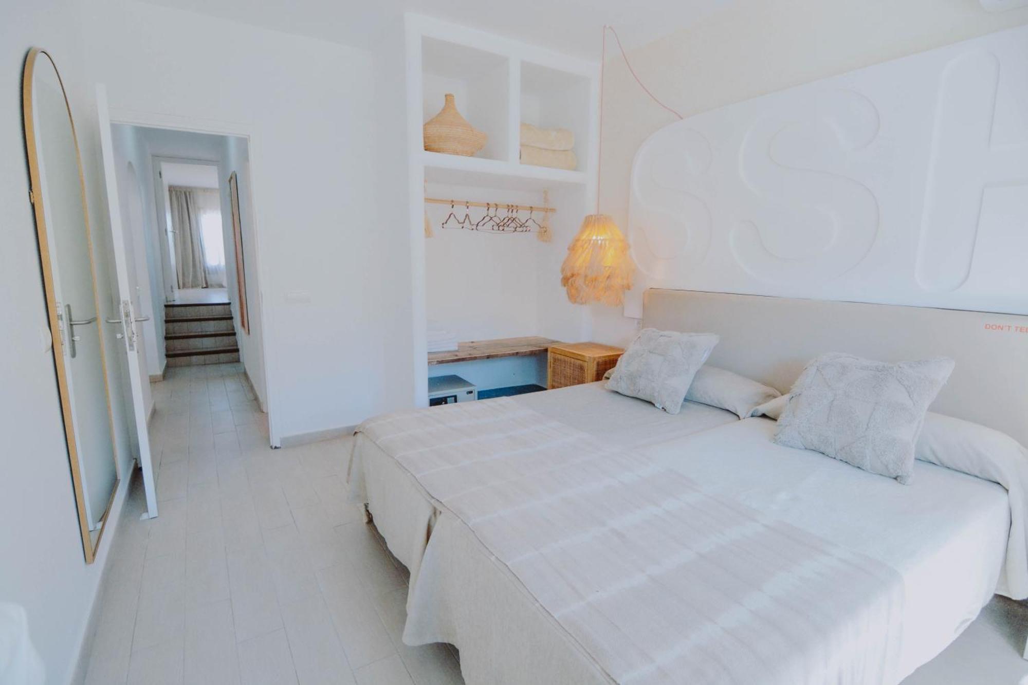 Secret Oasis Ibiza-Only Adults Aparthotel San Antonio  Exterior photo