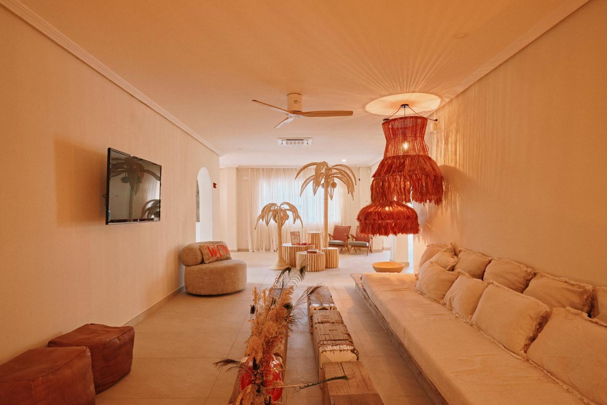 Secret Oasis Ibiza-Only Adults Aparthotel San Antonio  Exterior photo