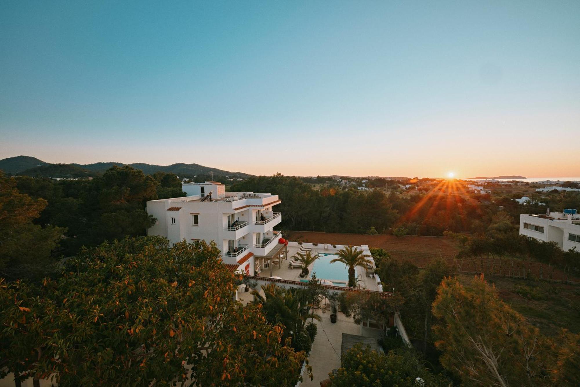 Secret Oasis Ibiza-Only Adults Aparthotel San Antonio  Exterior photo