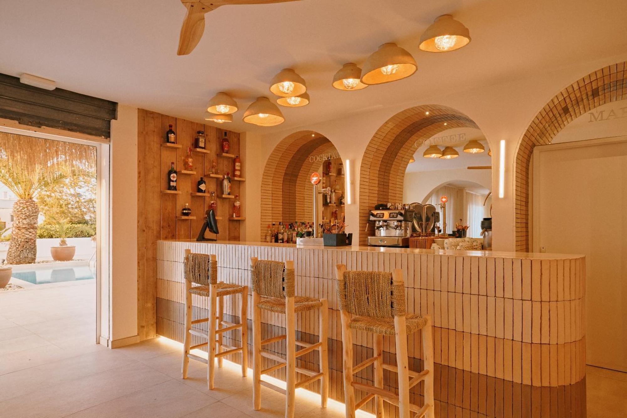 Secret Oasis Ibiza-Only Adults Aparthotel San Antonio  Exterior photo