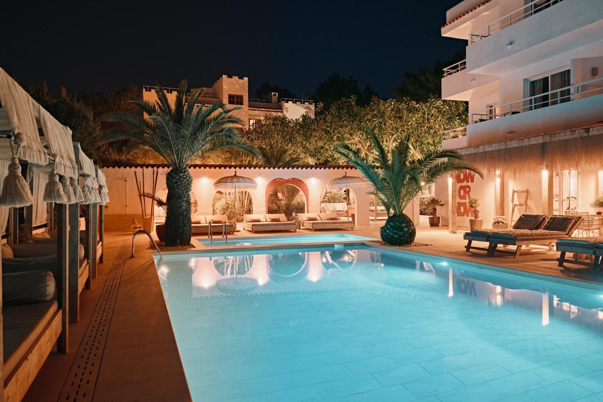 Secret Oasis Ibiza-Only Adults Aparthotel San Antonio  Exterior photo