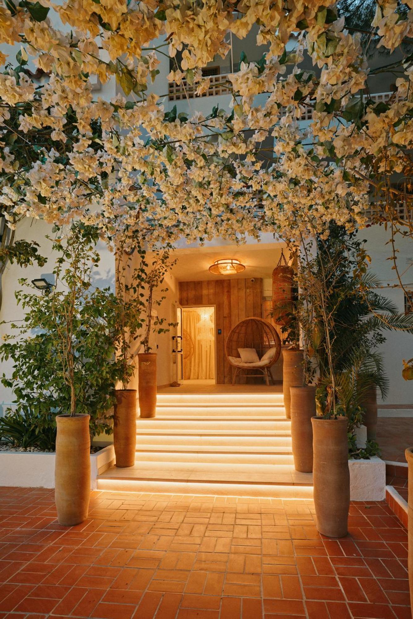 Secret Oasis Ibiza-Only Adults Aparthotel San Antonio  Exterior photo